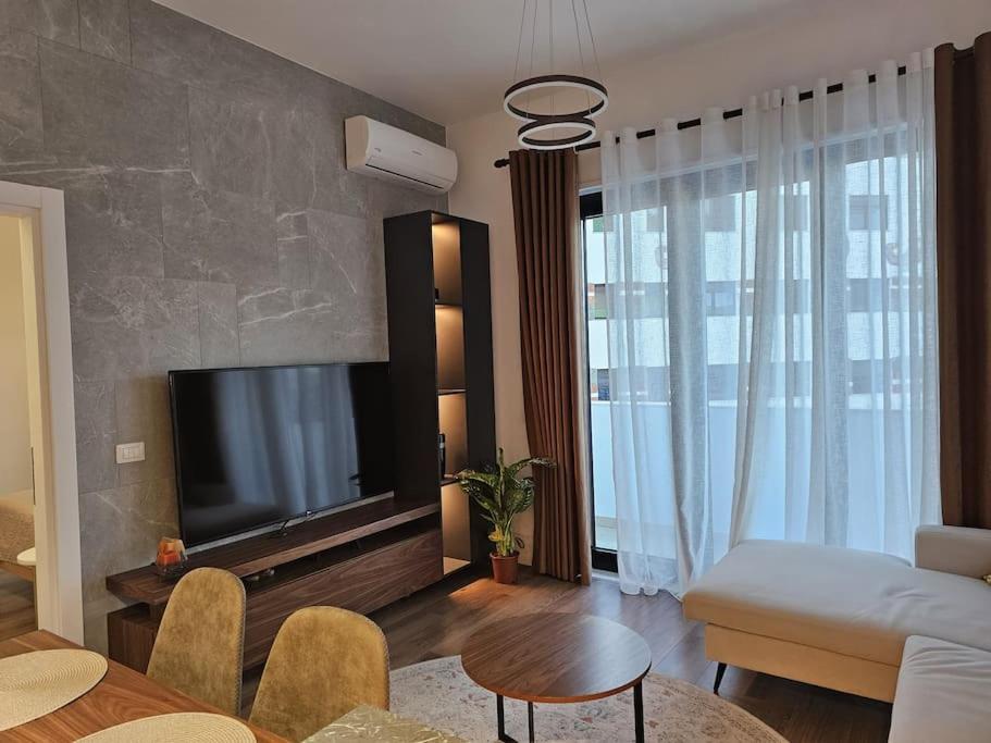 Deluxe Flat With Garden_tirana Апартаменти *
