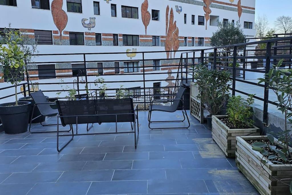 Апартаменти Deluxe Flat With Garden_tirana