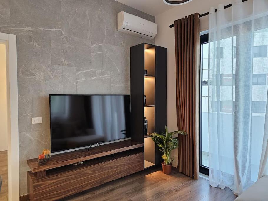 Deluxe Flat With Garden_tirana Апартаменти Тирана